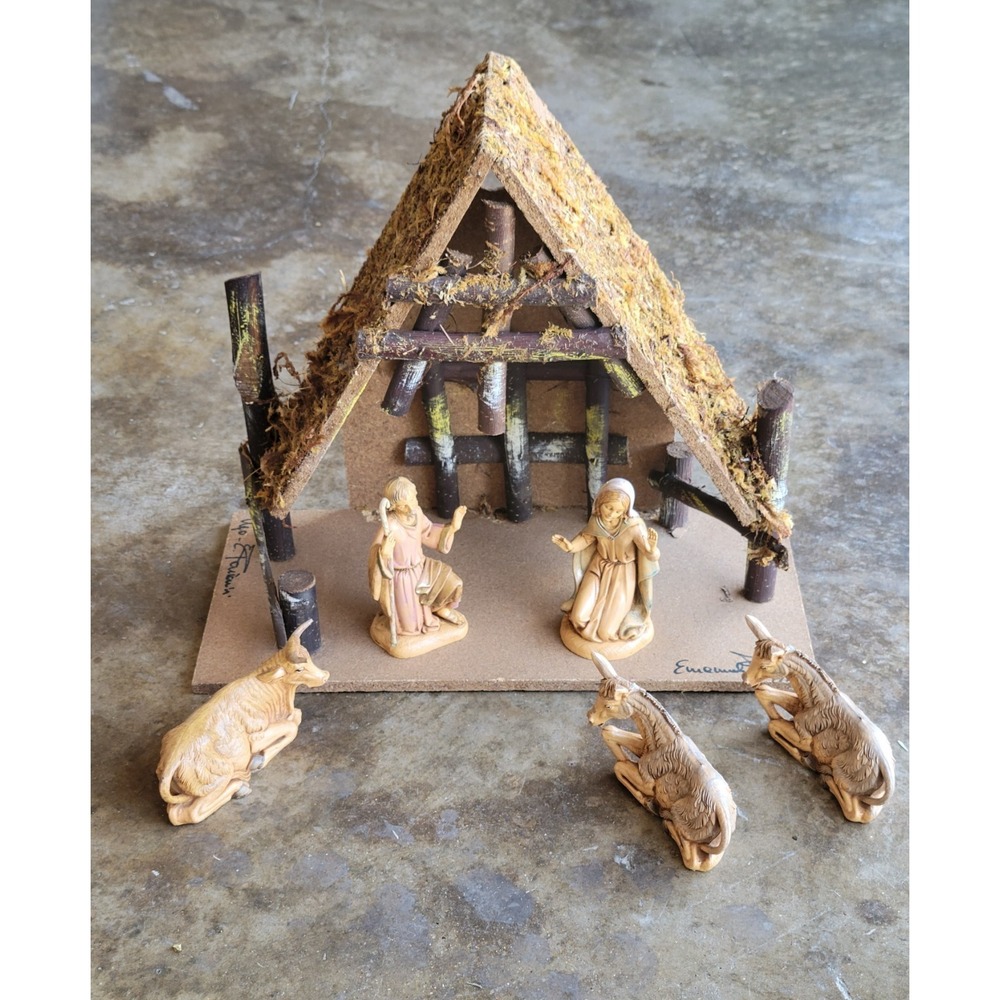 Vintage Fontanini Nativity Set Manger Resin Italy Christmas Religious - Read
